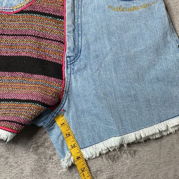 COPY - Urban Outfitters BDG A-Line High Rise Boho Cutoff Denim Blanket Patchwor… - Picture 14 of 15